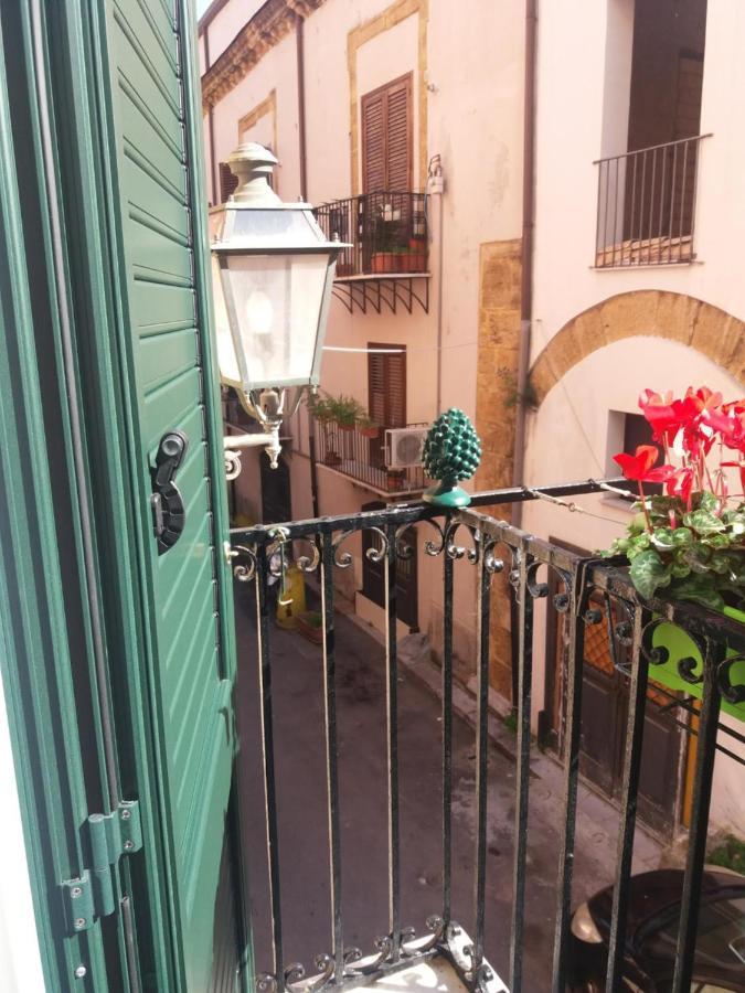 Casa Vacanza Sole Di Sicilia Palermo Ngoại thất bức ảnh